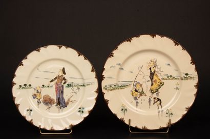 Assiettes Service Parisien Creil Montereau
Richard...