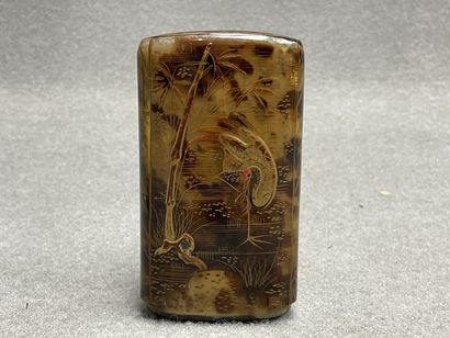 Etui en écaille à décor de hérons. 
Japon...