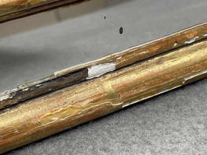Paire de miroirs à parecloses cadre en bois...