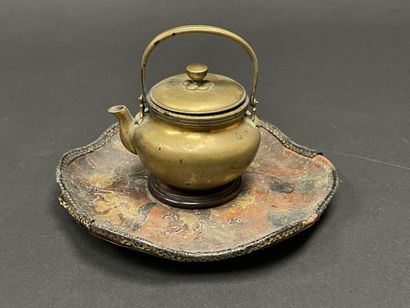 SUSSE Frères: encrier japonisant figurant...