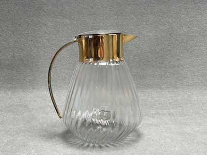 Carafe rafraichissoir en verre et métal argenté
H....