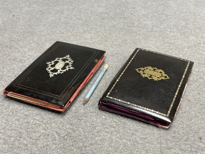 Deux carnets de bal en bois noirci. Napoléon...