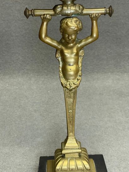 Miroir de table en bronze.
Style Empire.
H:...