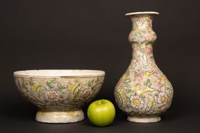 IRAN début XX°
Vasque et vase en céramique...