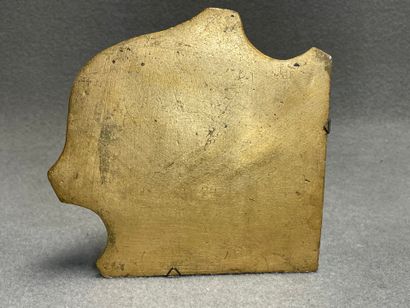 Petite étagère d'angle en bois sculpté et...