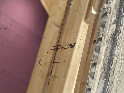 Trumeau en bois et stuc patiné et doré, à...