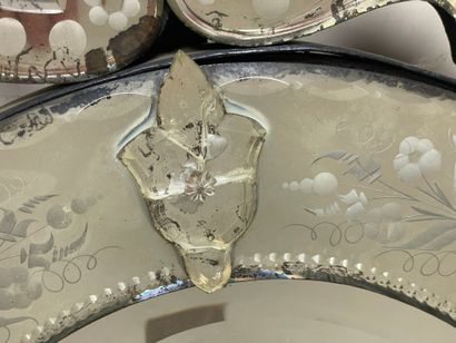 Miroir vénitien. 
100 x 56 cm.