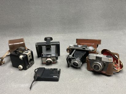 Lot d'appareils photo: Borwnie Flash Camera,...