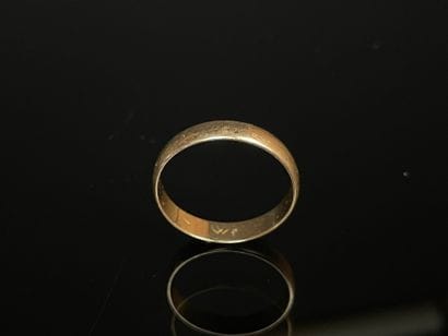 Gold wedding ring .
750°/00 gold
TDD 64 
Weight:...