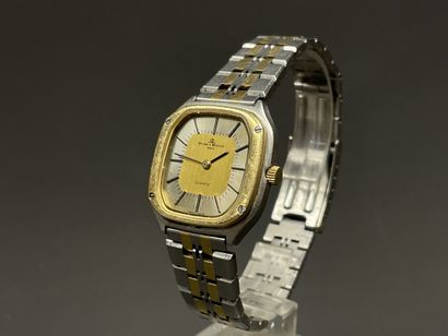 Baume & Mercier. 
Ladies' watch in steel...