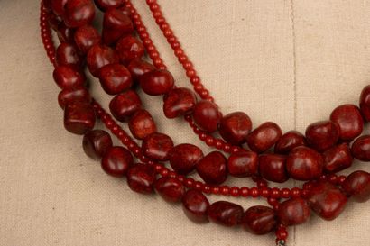 CESARE Paris: Fancy imitation coral necklace...