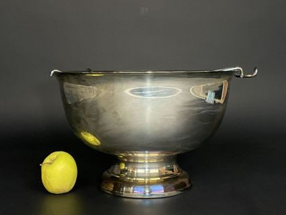 Saint Hilaire silver-plated bottle cooler....