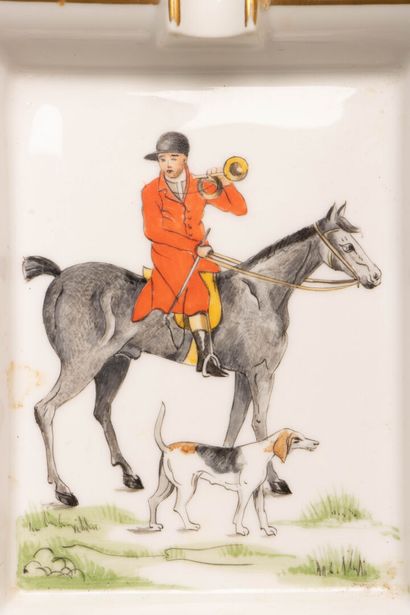 HERMÈS Paris. 
Porcelain ashtray with chasse...