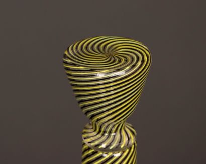 Paolo VENINI (1895-1959) 
Large glass bottle...