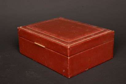 HERMÈS Paris. 
Bordeaux leather and gilt...