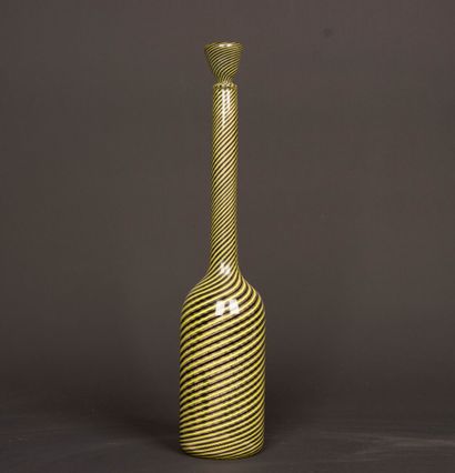 Paolo VENINI (1895-1959) 
Large glass bottle...