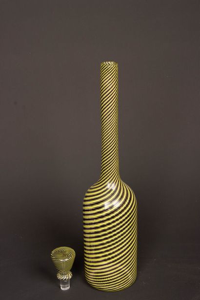 Paolo VENINI (1895-1959) 
Large glass bottle...