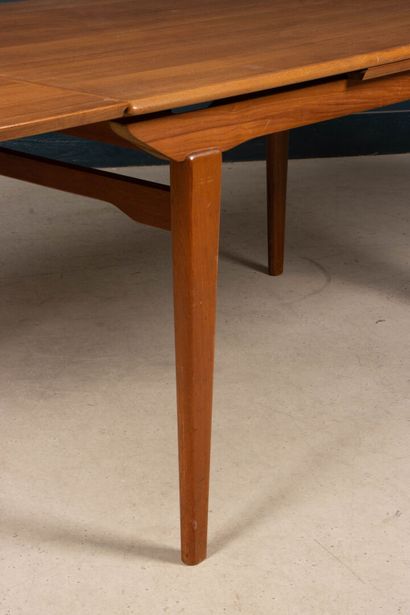 Teak dining table, Italian extensions. 
1960's
72...