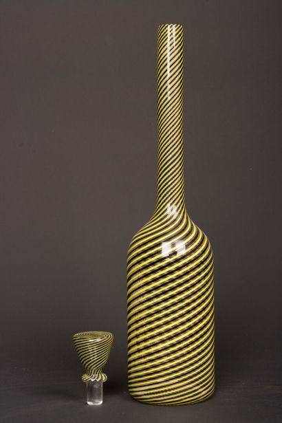 Paolo VENINI (1895-1959) 
Large glass bottle...