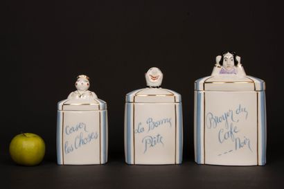 ROBJ (attribué à) : 
Trois pots à épices...