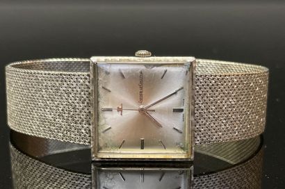 JAEGER LECOULTRE About 1950
Bracelet watch...