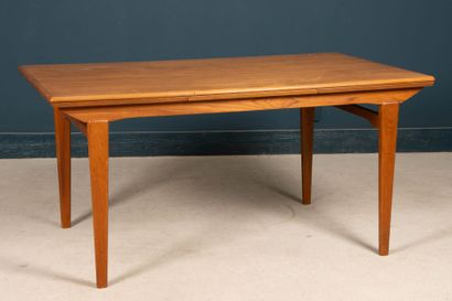 Teak dining table, Italian extensions. 
1960's
72...
