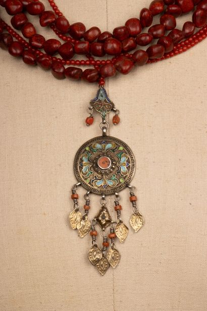 CESARE Paris: Fancy imitation coral necklace...