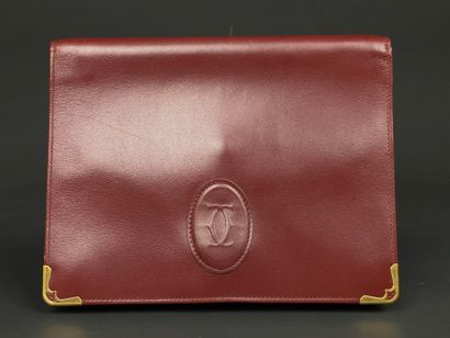 CARTIER Hand clutch bag in burgundy leather
18...