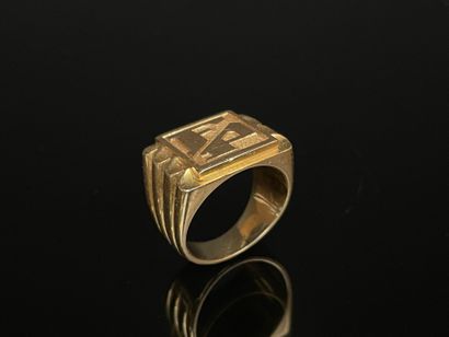 Gold signet ring FP
750°/00 gold.
TDD 60...