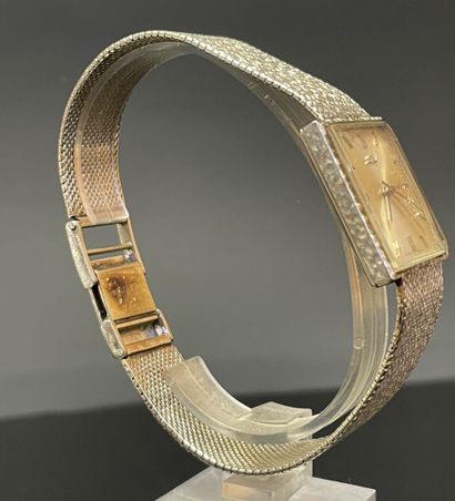 JAEGER LECOULTRE About 1950
Bracelet watch...