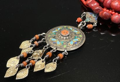 CESARE Paris: Fancy imitation coral necklace...