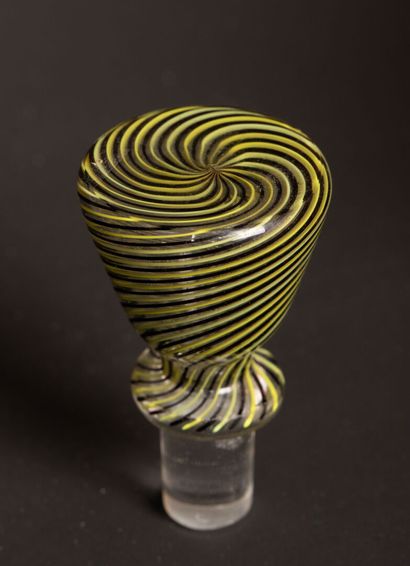 Paolo VENINI (1895-1959) 
Large glass bottle...
