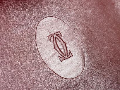 CARTIER Bordeaux leather clutch bag 
13 x...