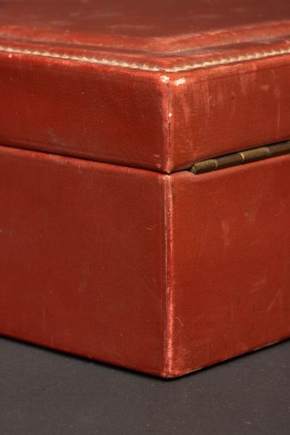 HERMÈS Paris. 
Bordeaux leather and gilt...