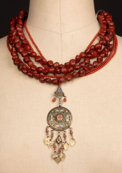 CESARE Paris: Fancy imitation coral necklace...