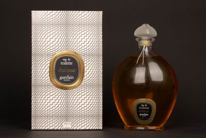 GUERLAIN Paris. 
Flacon à parfum Shalimar,...