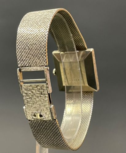 JAEGER LECOULTRE About 1950
Bracelet watch...