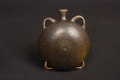 Gourde, verre et vase en grès de Puisaye...