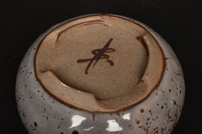 Jean CACHELEUX (né en 1943)
Vase en grès...