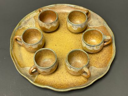 Alfred LEBRET (1871-1955)
Plateau et 6 tasses....