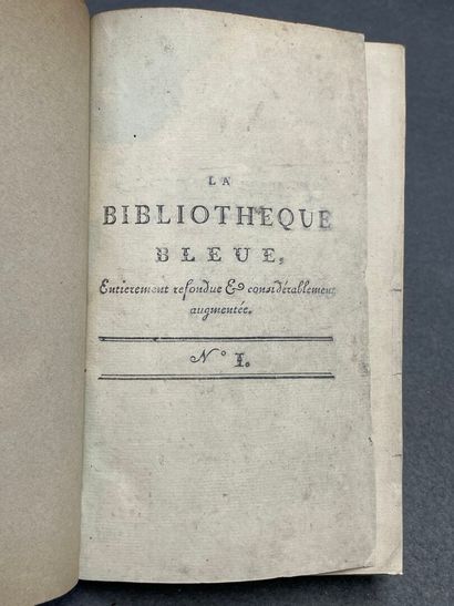 [BIBLIOTHÈQUE BLEUE]. - La Bibliothèque bleue,...