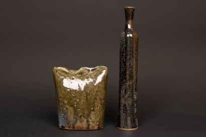 Annie MAUME (née en 1945).
Vase à long col...