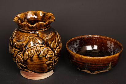 Jean-Michel DOIX (né en 1947). 
Vase et bol...