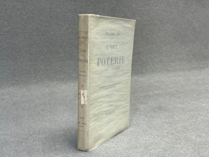 William LEE ( 1860 - 1915) 
l'art de la poterie...