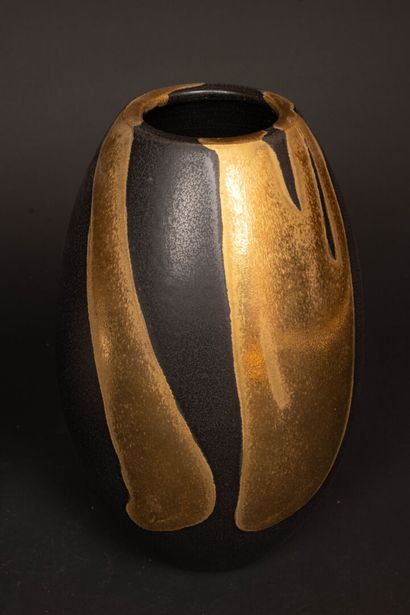 Jean CACHELEUX (né en 1943)
Vase en grès...