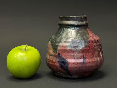 Alain GAUDEBERT (né en 1937)
Vase en grès...