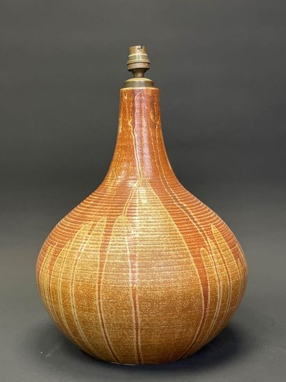 ACCOLAY, Daniel Auger.
Lampe en céramqiue...