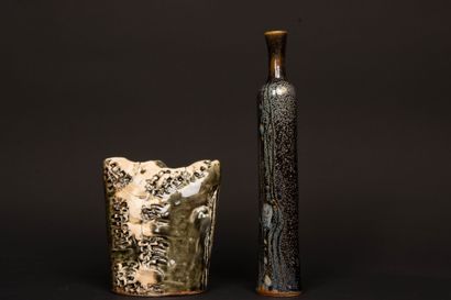 Annie MAUME (née en 1945).
Vase à long col...