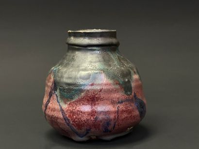 Alain GAUDEBERT (né en 1937)
Vase en grès...