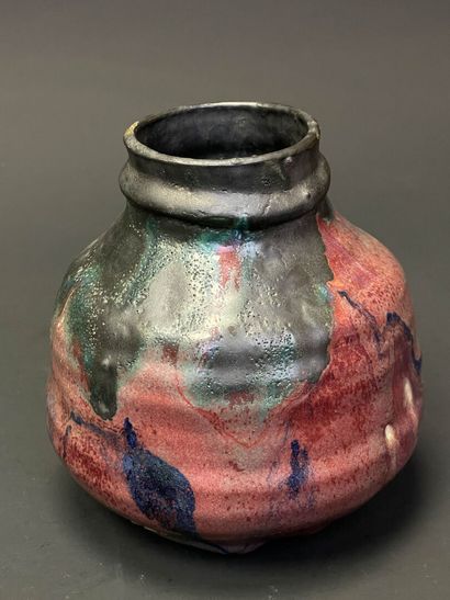 Alain GAUDEBERT (né en 1937)
Vase en grès...